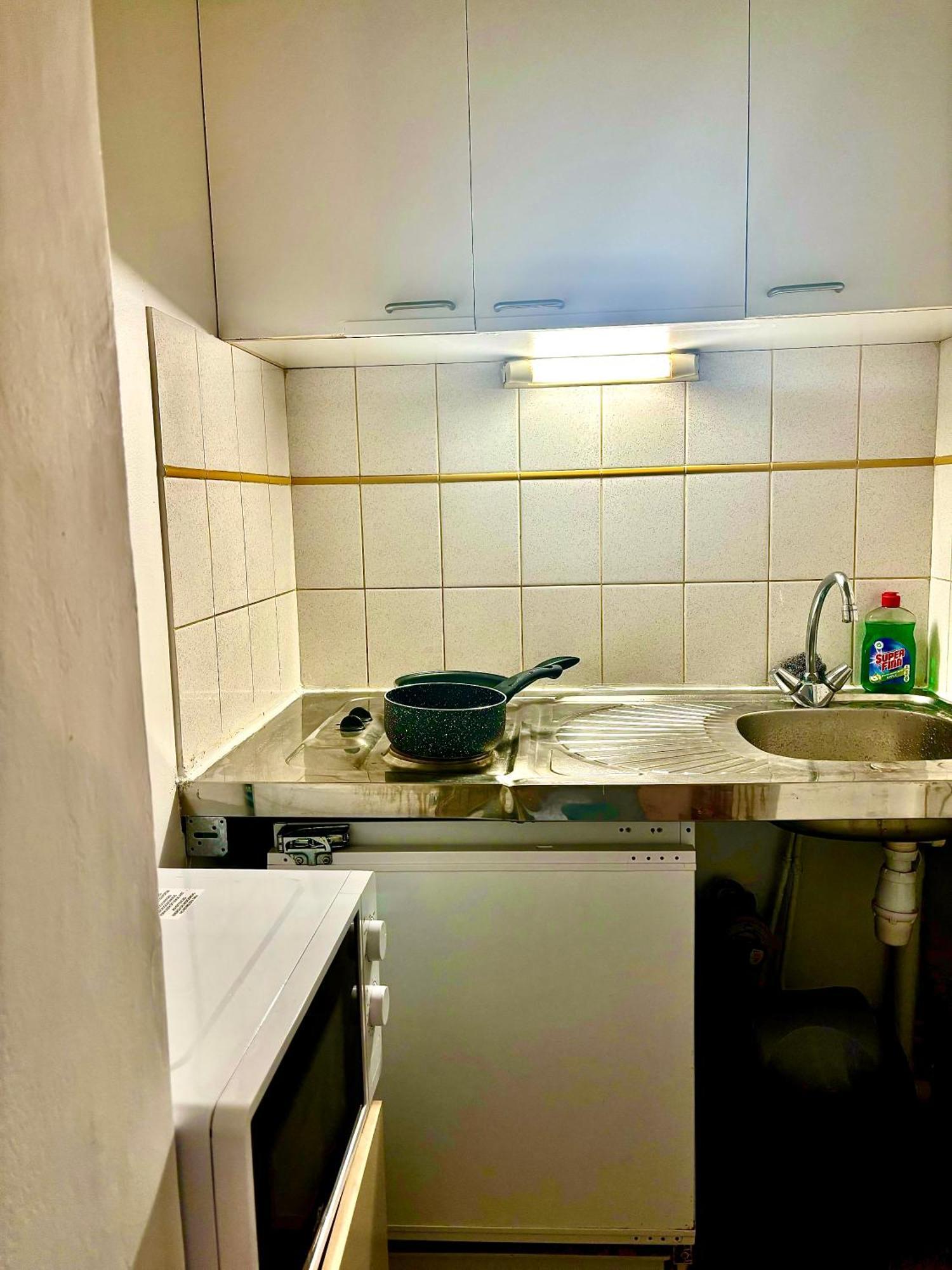 Suite De Charme Proche De La Gare-Internet Haut Debit Reims Buitenkant foto